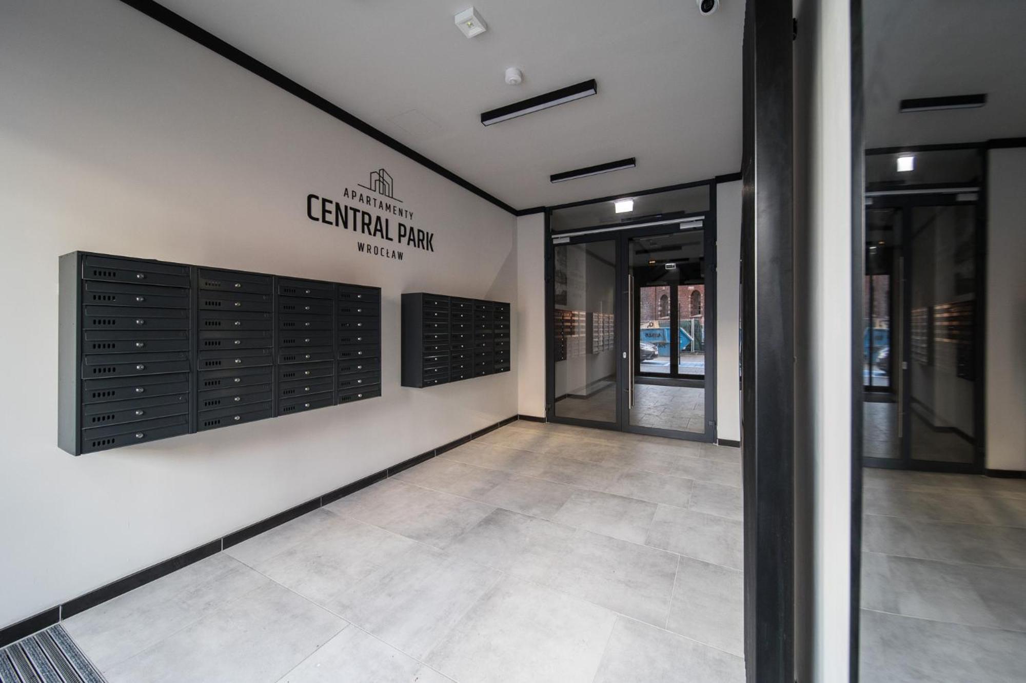 Central Park Red Apartment فروتسواف المظهر الخارجي الصورة